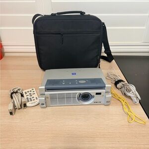 Sony Projector with Remote and Carrying Case - Silver and Black